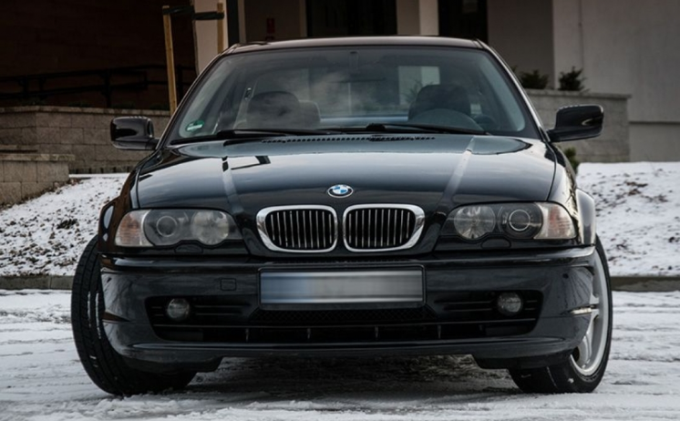 BMW seria 3 E46 2001 2.0 
Авто из Европы кредит