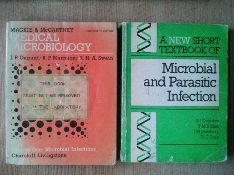 Медицина. Мікробіологія. Англомовні підручники для університетів.